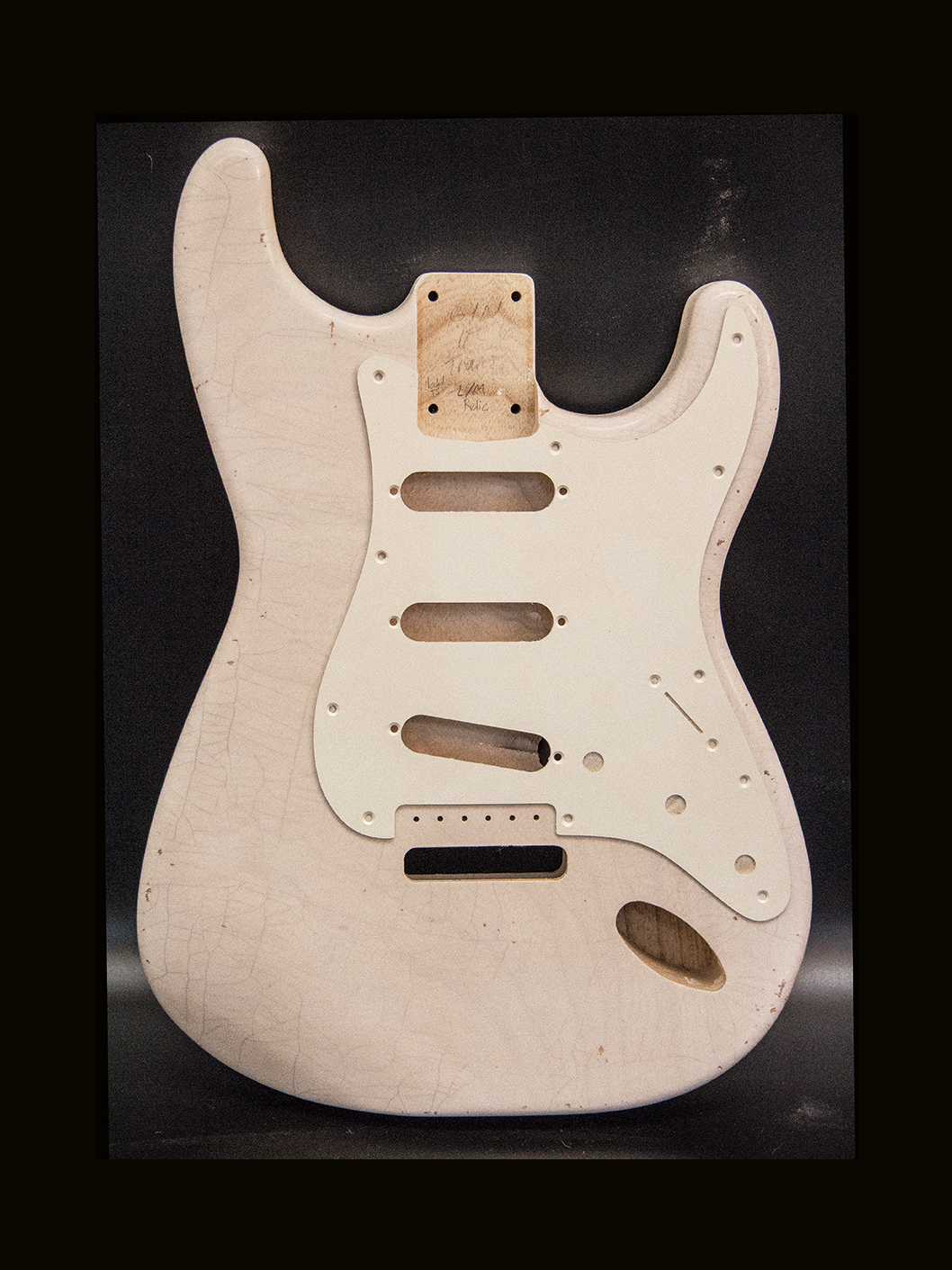 S-Style Body / 1 Piece Ultra Light Swamp Ash / 3 lbs. 2 oz. / Nitrocellulose 'Mary Kaye White Blonde' / Light - Med. Relic (#GIN-3875)
