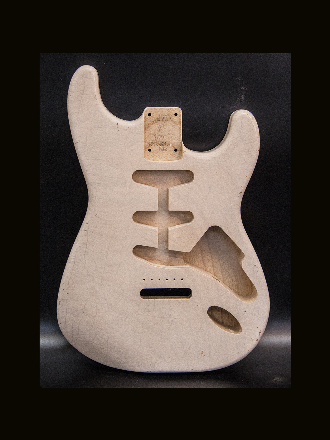 S-Style Body / 1 Piece Ultra Light Swamp Ash / 3 lbs. 2 oz. / Nitrocellulose 'Mary Kaye White Blonde' / Light - Med. Relic (#GIN-3875) - Image 2