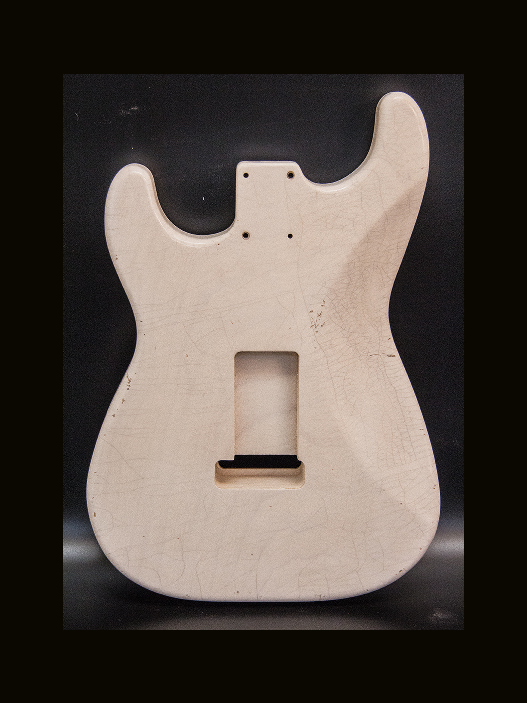 S-Style Body / 1 Piece Ultra Light Swamp Ash / 3 lbs. 2 oz. / Nitrocellulose 'Mary Kaye White Blonde' / Light - Med. Relic (#GIN-3875) - Image 4