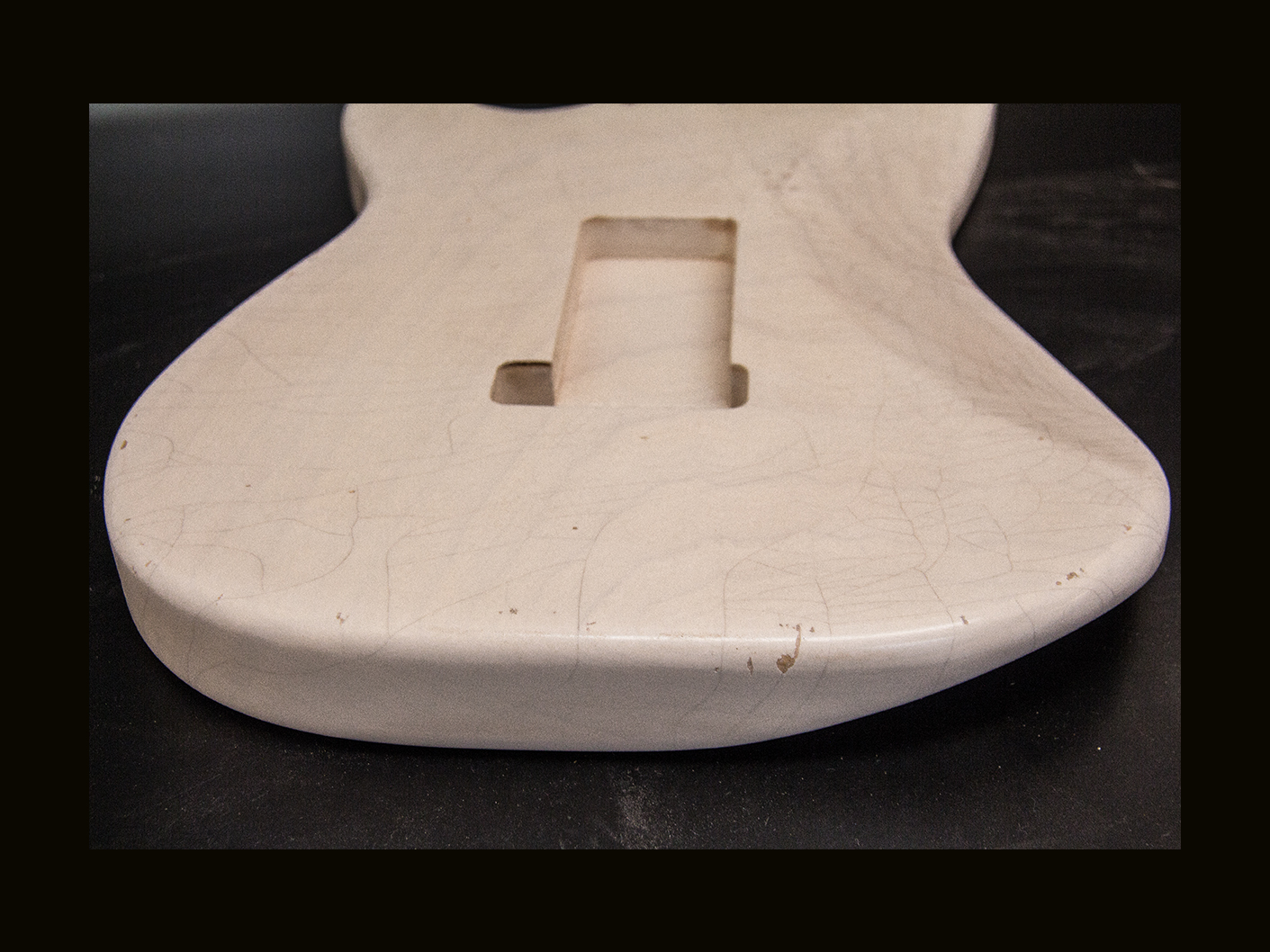 S-Style Body / 1 Piece Ultra Light Swamp Ash / 3 lbs. 2 oz. / Nitrocellulose 'Mary Kaye White Blonde' / Light - Med. Relic (#GIN-3875) - Image 6