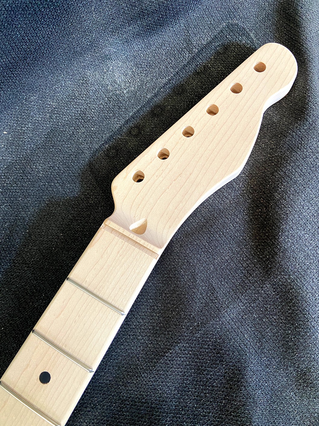 T-Style Replacement Neck / 1 pc. Lite Bird's Eye Maple / Soft Chunky V (#GIN-3927)