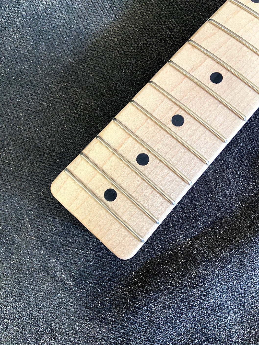 T-Style Replacement Neck / 1 pc. Lite Bird's Eye Maple / Soft Chunky V (#GIN-3927) - Image 5