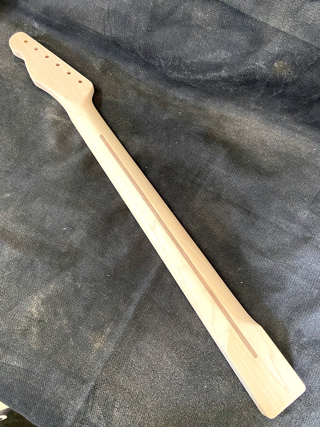 T-Style Replacement Neck / 1 pc. Lite Bird's Eye Maple / Soft Chunky V (#GIN-3927) - Image 6