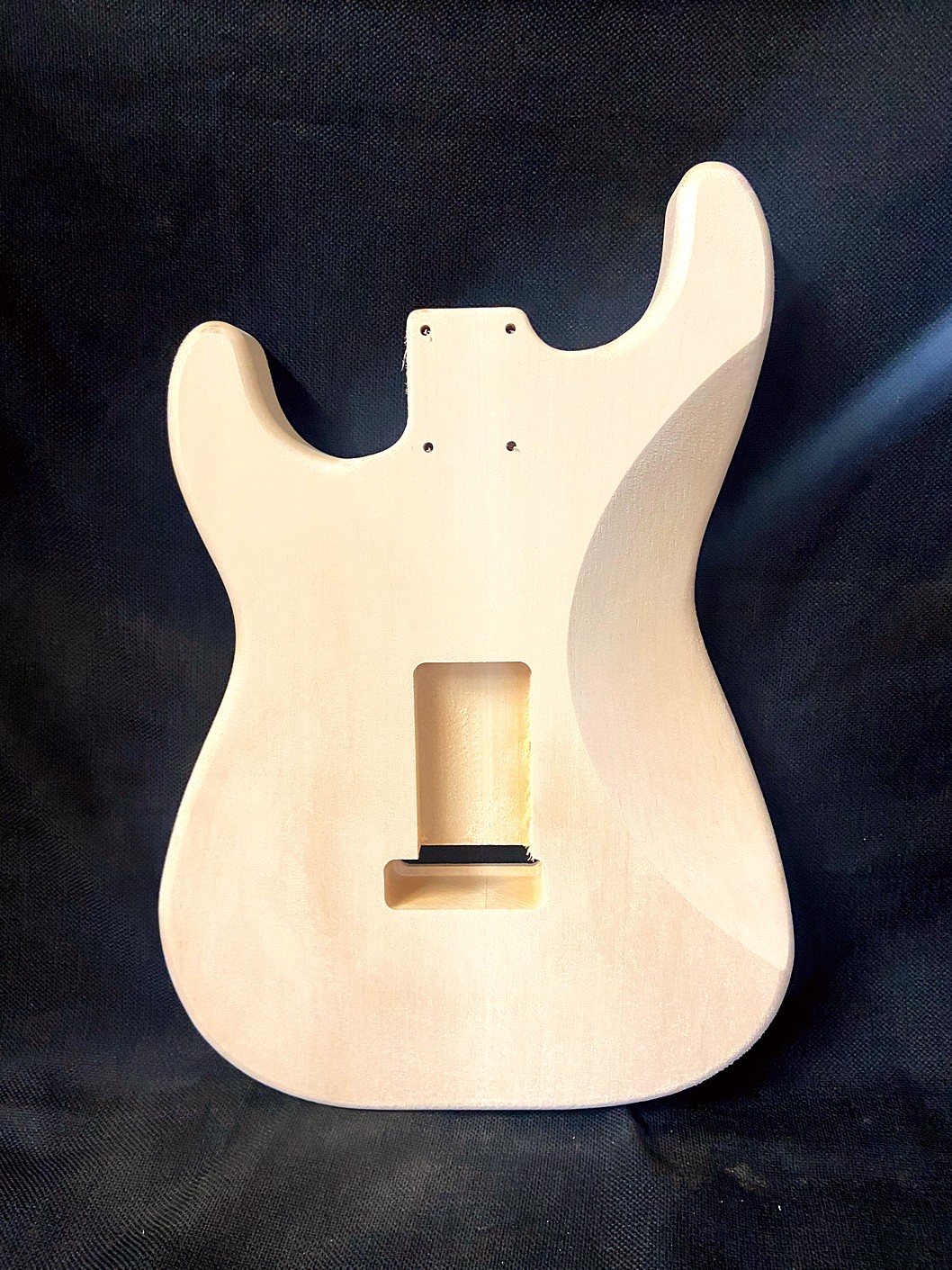 S-Style Body / 2 pc. Ultra Light Basswood / HSS / 2 Point Trem / 3 lbs. 5 oz. (#GIN-3947) - Image 2