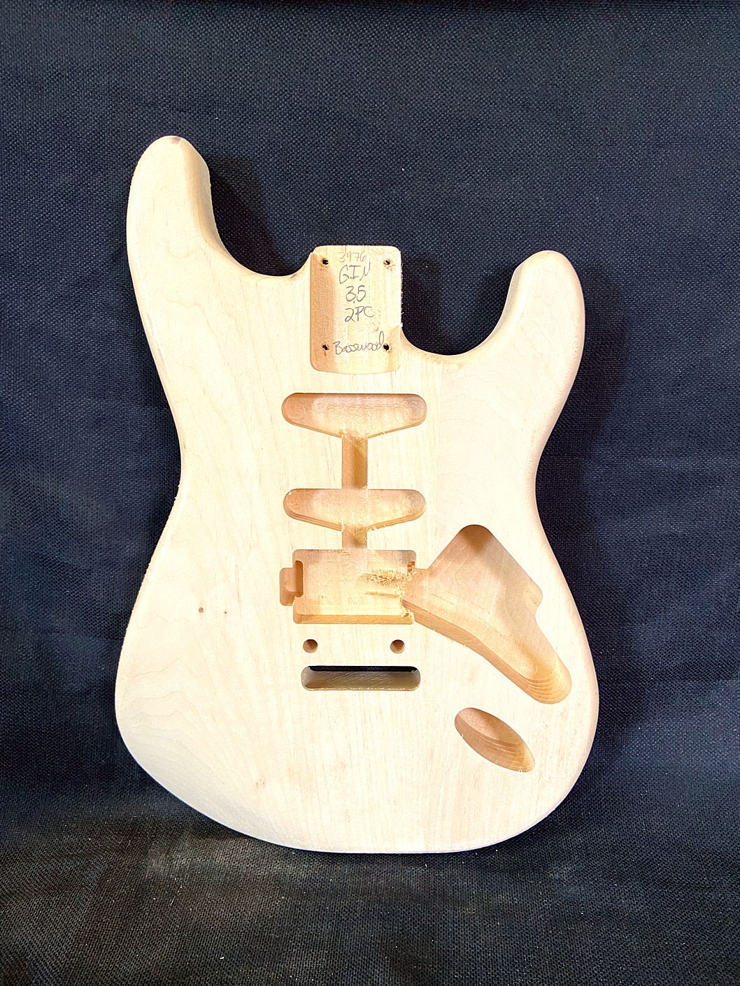 S-Style Body / 2 pc. Ultra Light Basswood / HSS / 2 Point Trem / 3 lbs. 5 oz. (#GIN-3976)