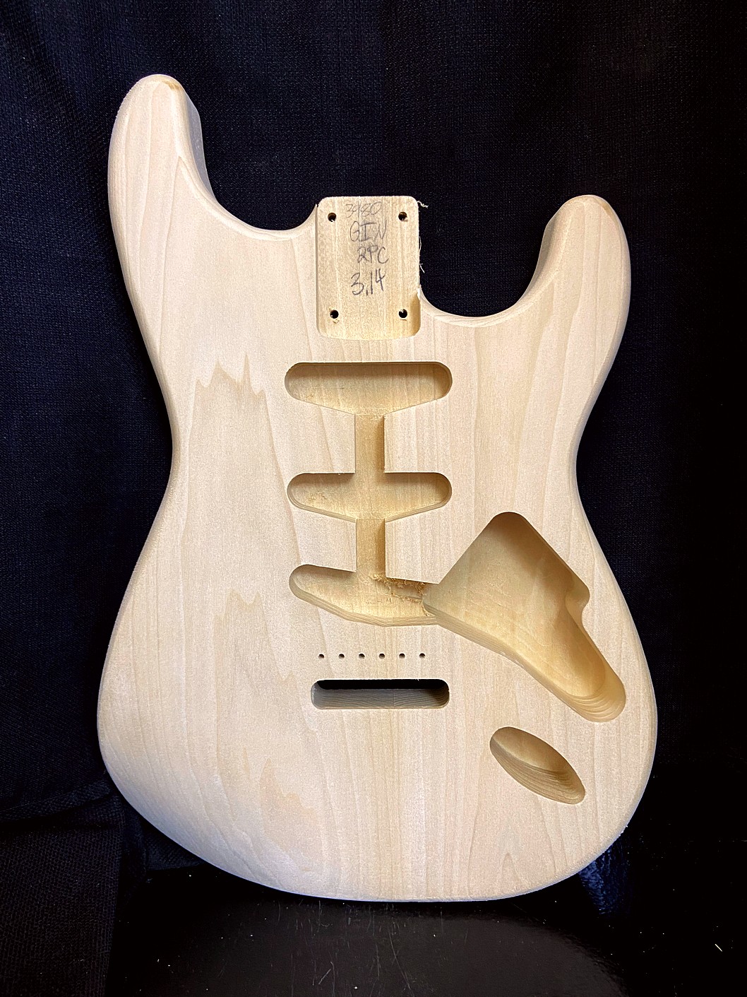 S-Style Body / 2 pc. Ultra Light Poplar / 3 lbs. 14 oz. (#GIN-3980)