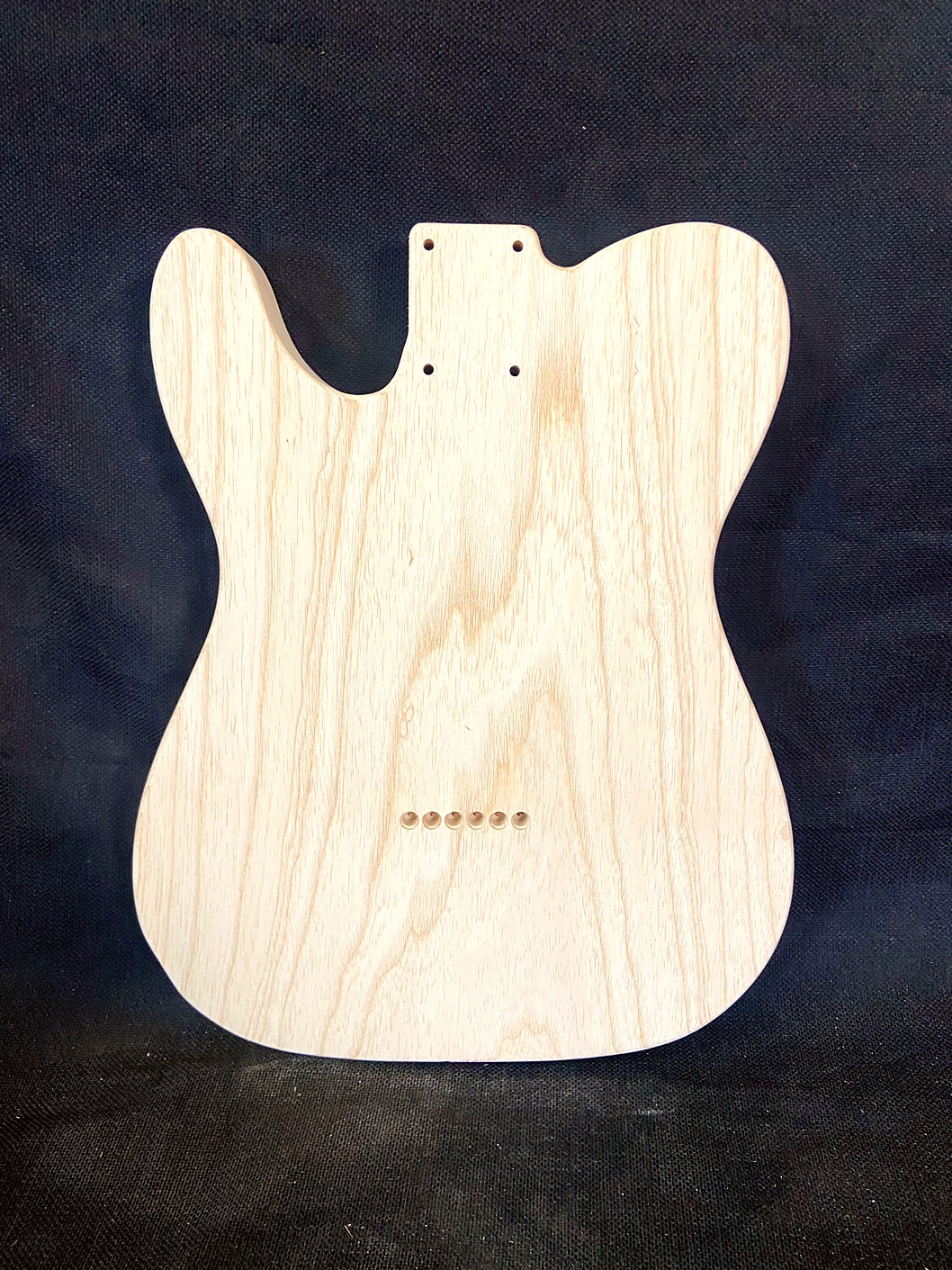T-Style Body / 1 pc. Ultra Light Swamp Ash / 3 lbs. 15 oz. (#GIN-4006) - Image 2