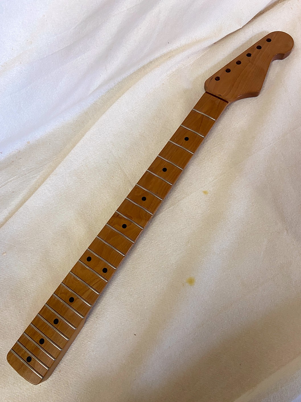S-Style Replacement Neck / 1 pc. Roasted Maple / Classic C / Gloss / Closet Clean (#GIN-4014) - Image 2