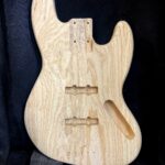 '60s J-Style Bass Body / Ultra Light Swamp Ash / 4 lbs. 4 oz. (#GIN-4016)