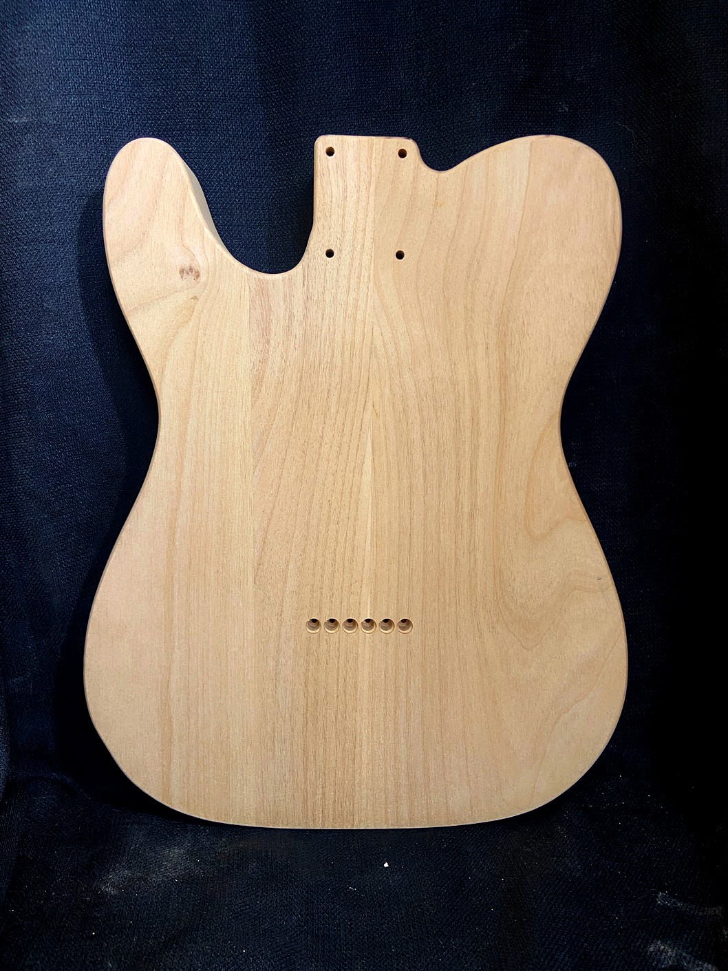 T-Style Body / Alder (#GIN-4021) - Image 2