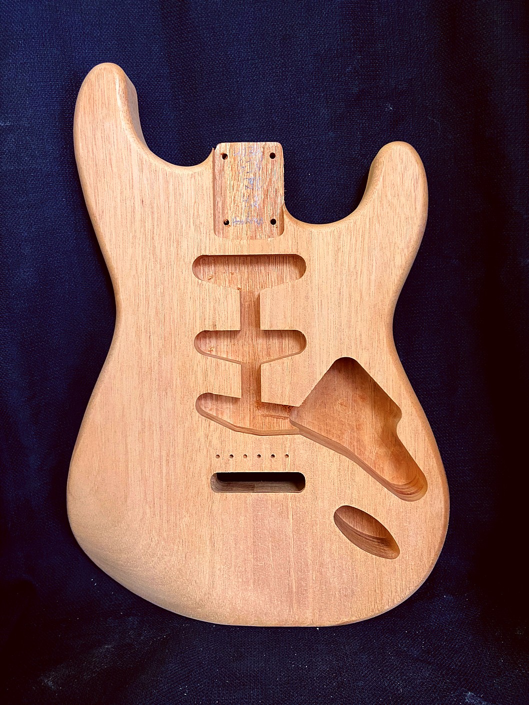 S-Style Body / 2 pc. Honduran Mahogany / 4 lbs. 2 oz. (#GIN-4032)