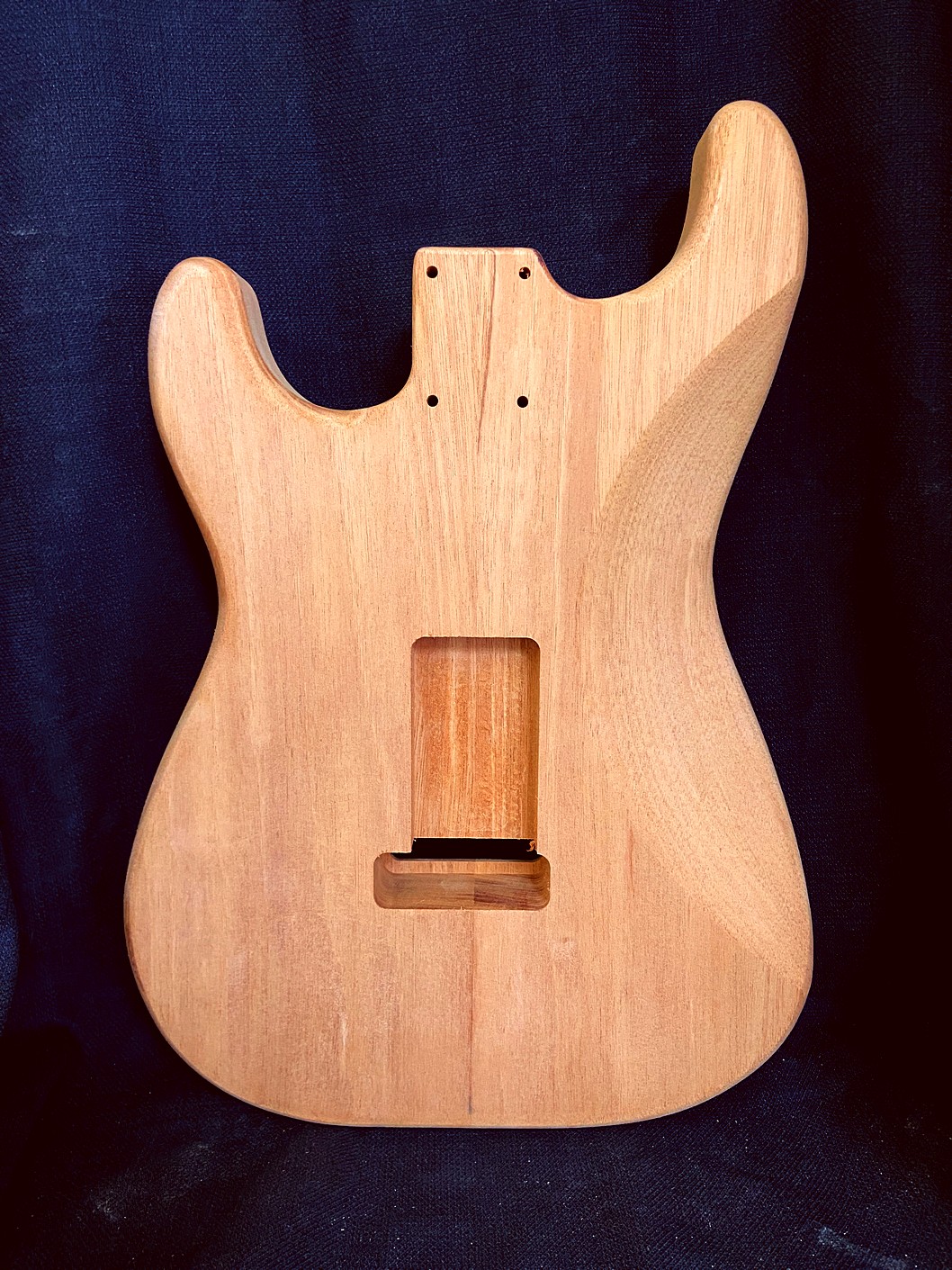 S-Style Body / 2 pc. Honduran Mahogany / 4 lbs. 2 oz. (#GIN-4032) - Image 2