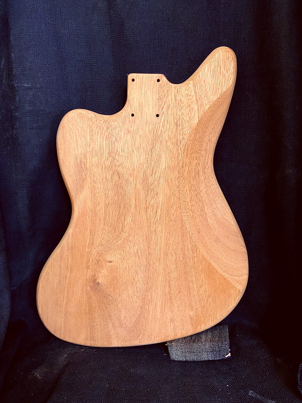 Jag-Style Body / 2 pc. African Mahogany / No Rhythm Circuit (#GIN-4036) - Image 2