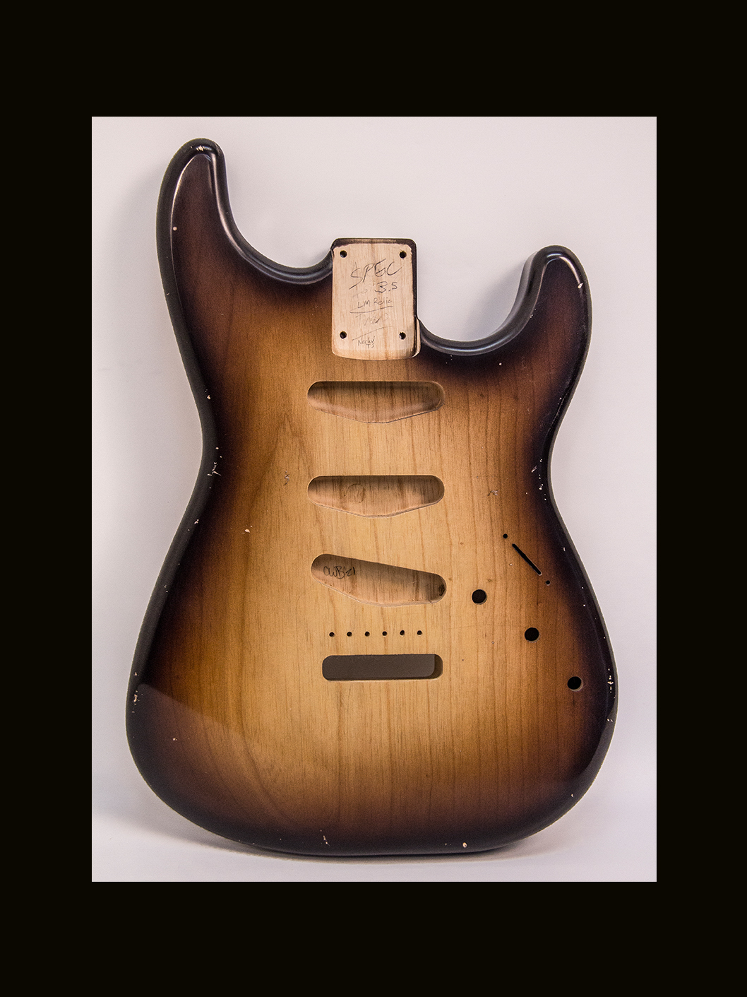 S-Style Body / 1 PC. Ultra Light Swamp Ash / 3 lbs. 5 oz. / Nitrocellulose 'Chocolate Burst' / Light Relic (#GIN-4055)