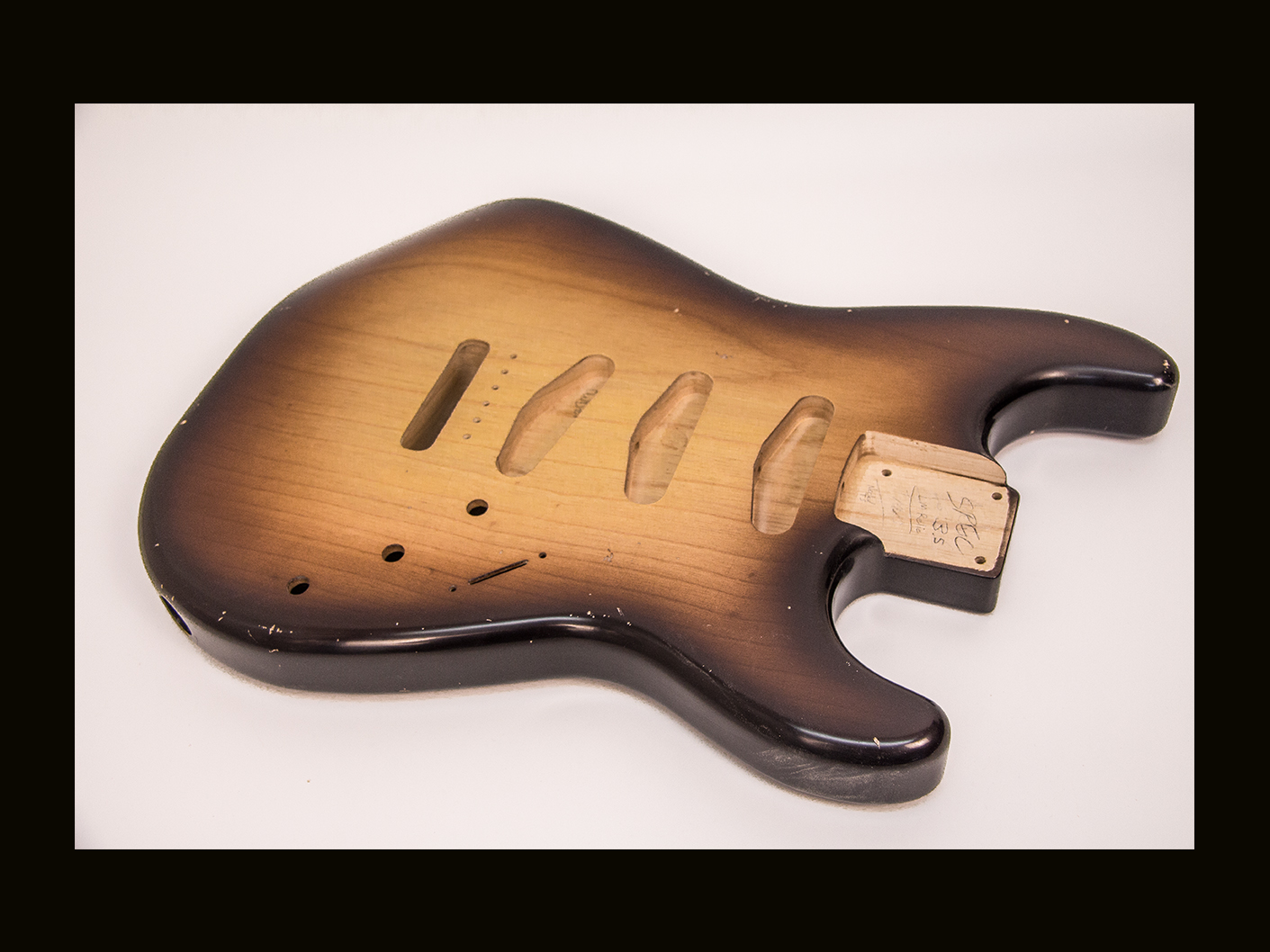 S-Style Body / 1 PC. Ultra Light Swamp Ash / 3 lbs. 5 oz. / Nitrocellulose 'Chocolate Burst' / Light Relic (#GIN-4055) - Image 2