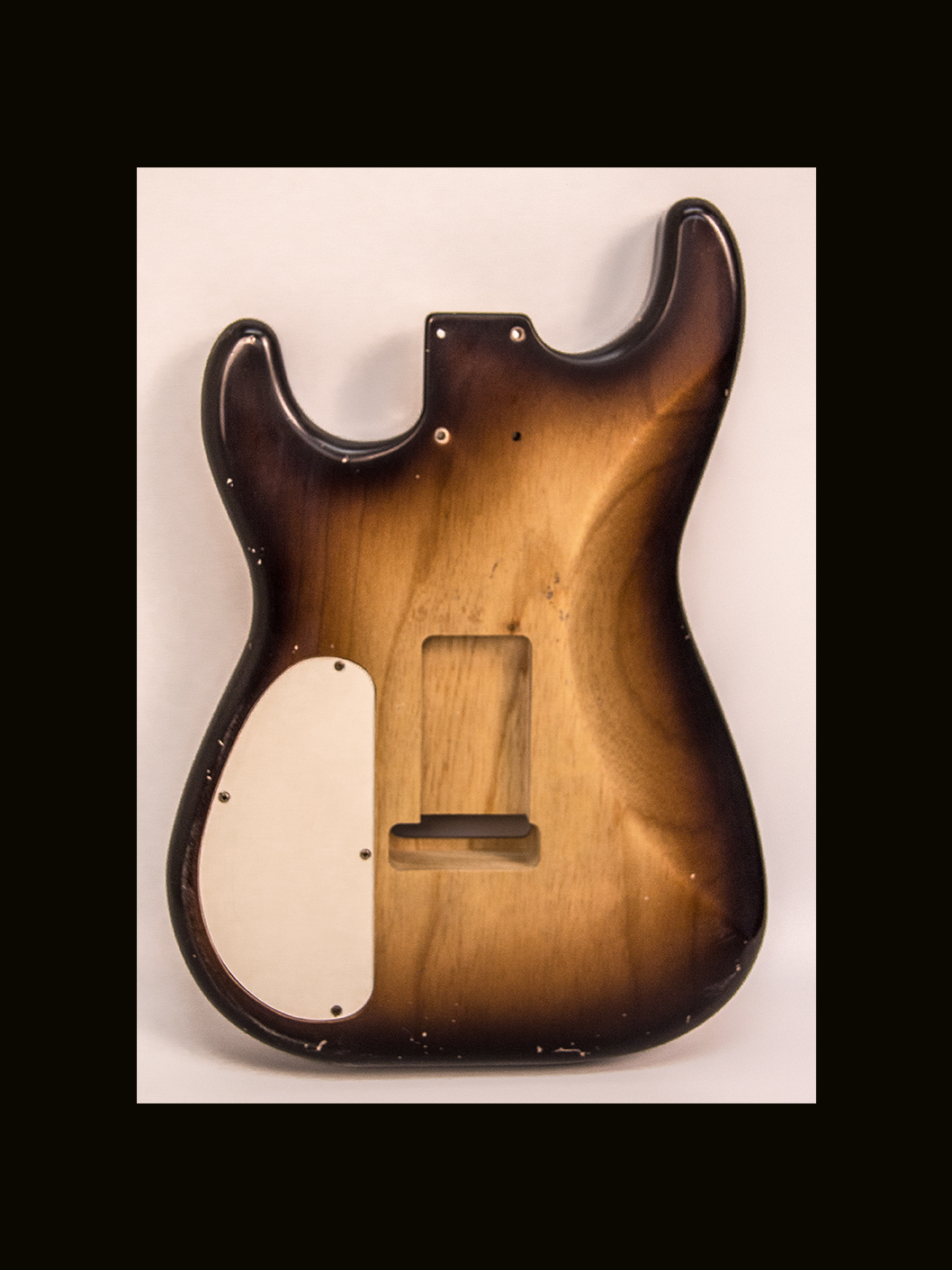 S-Style Body / 1 PC. Ultra Light Swamp Ash / 3 lbs. 5 oz. / Nitrocellulose 'Chocolate Burst' / Light Relic (#GIN-4055) - Image 4