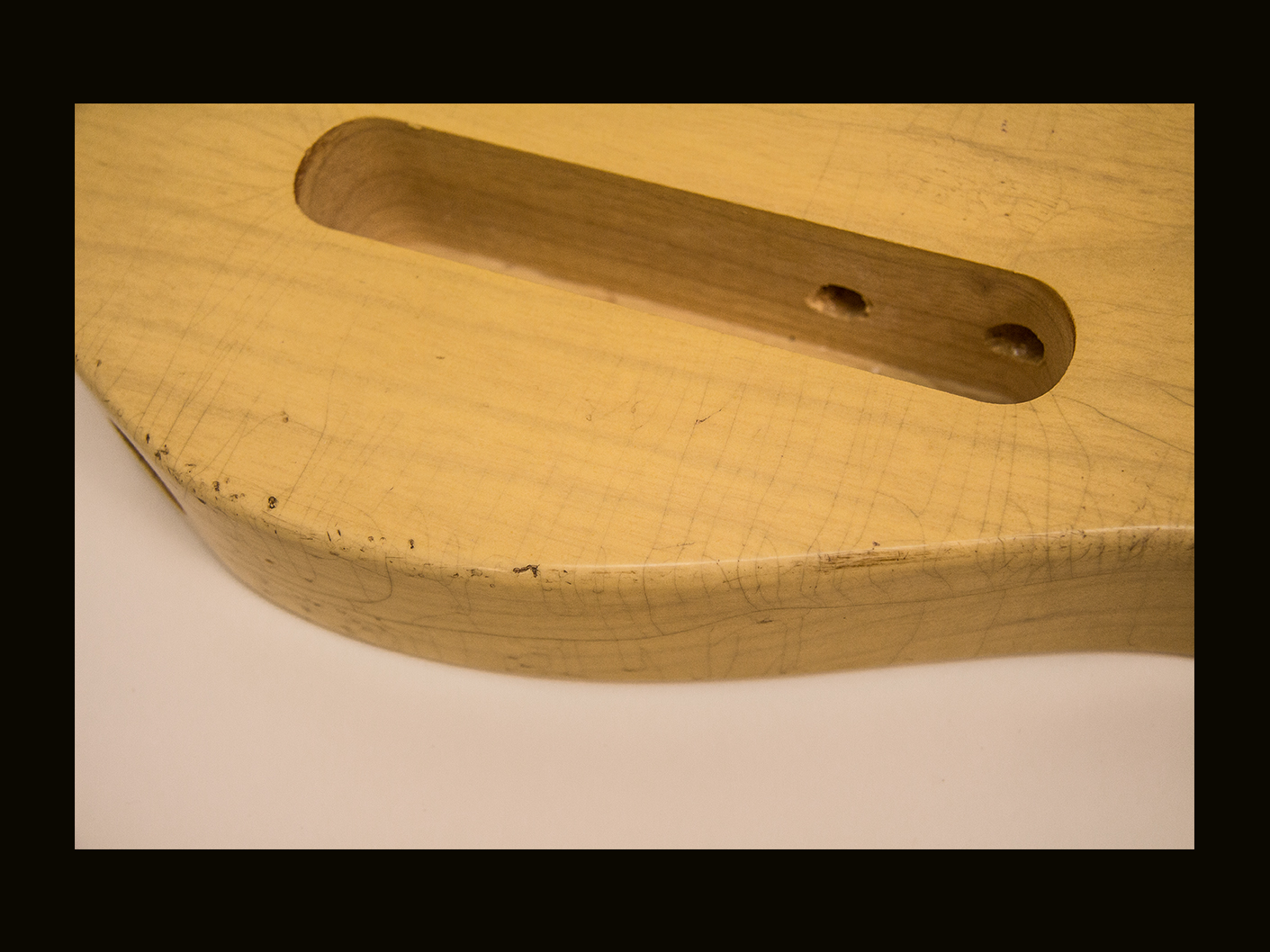 T-Style Body / 1 Piece Ultra Light Swamp Ash / 3 lbs. 15 oz. / Nitrocellulose 'Nocaster Blonde' / Med. Relic (#GIN-4056) - Image 3