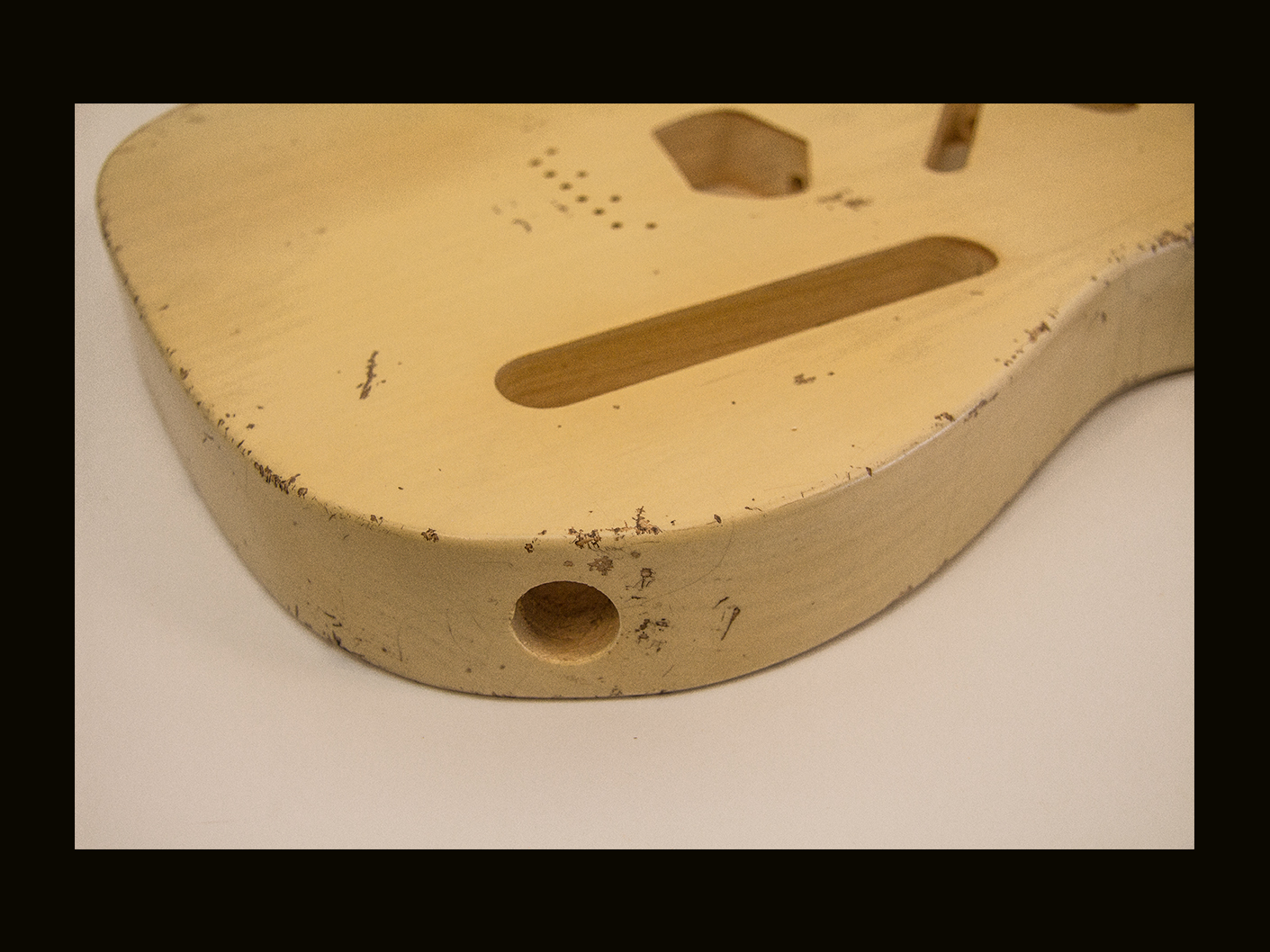 T-Style Body / Swamp Ash / 4 lbs. 5 oz. / Nitrocellulose 'Nicotine Blonde' / Med.- Hvy. Relic (#GIN-4063) - Image 4