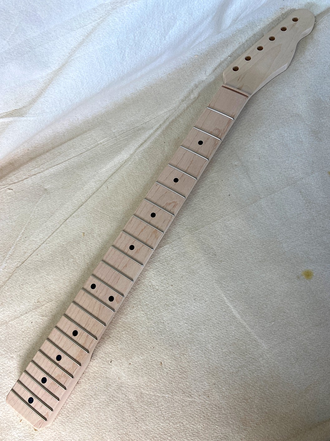 T-Style Replacement Neck / 2 pc. Maple (No Skunk Stripe) / Classic C (#GIN-4071) - Image 2