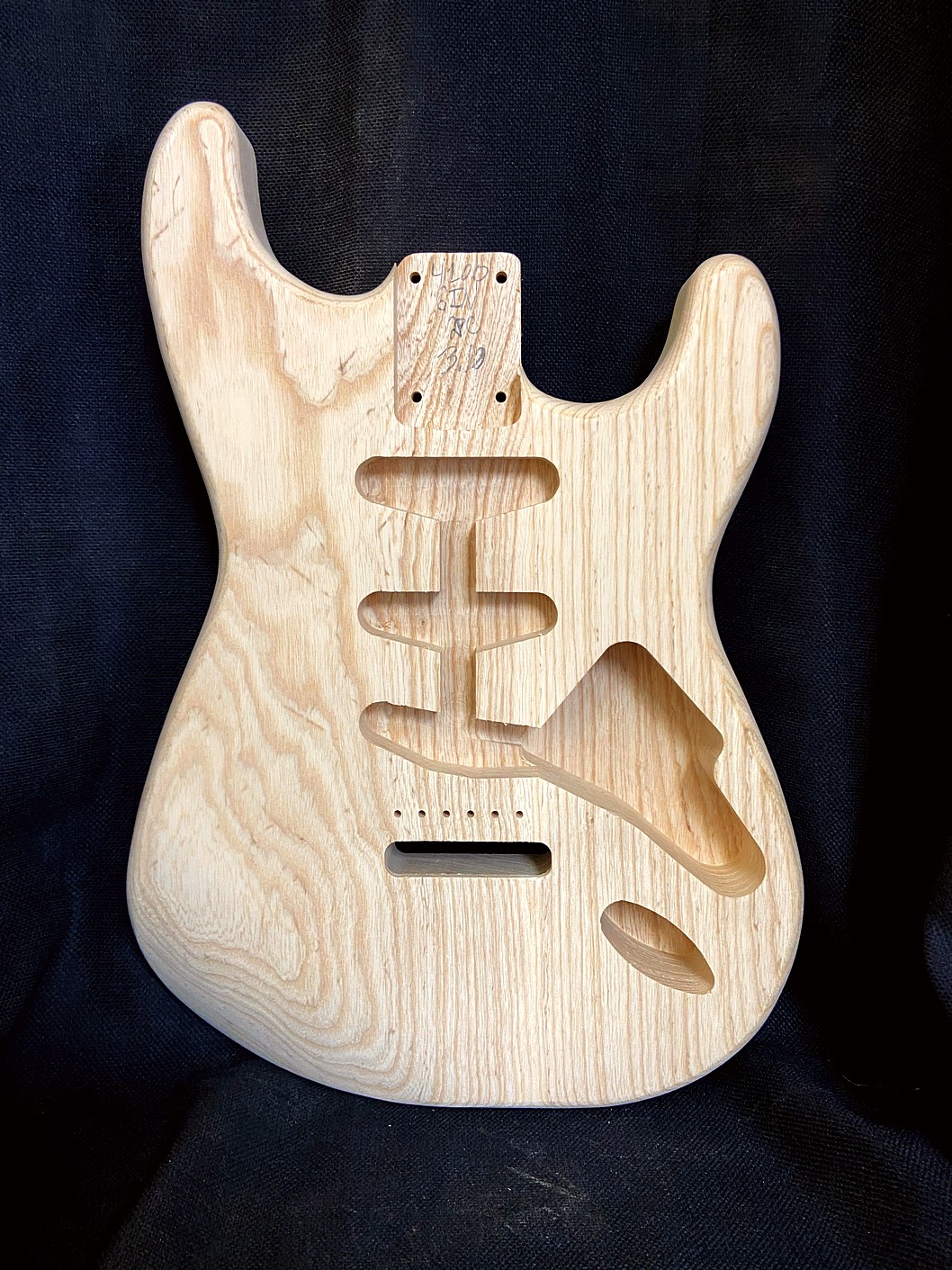 S-Style Body / 2 pc. Ultra Light Swamp Ash / 3 lbs. 10 oz. (#GIN-4100)