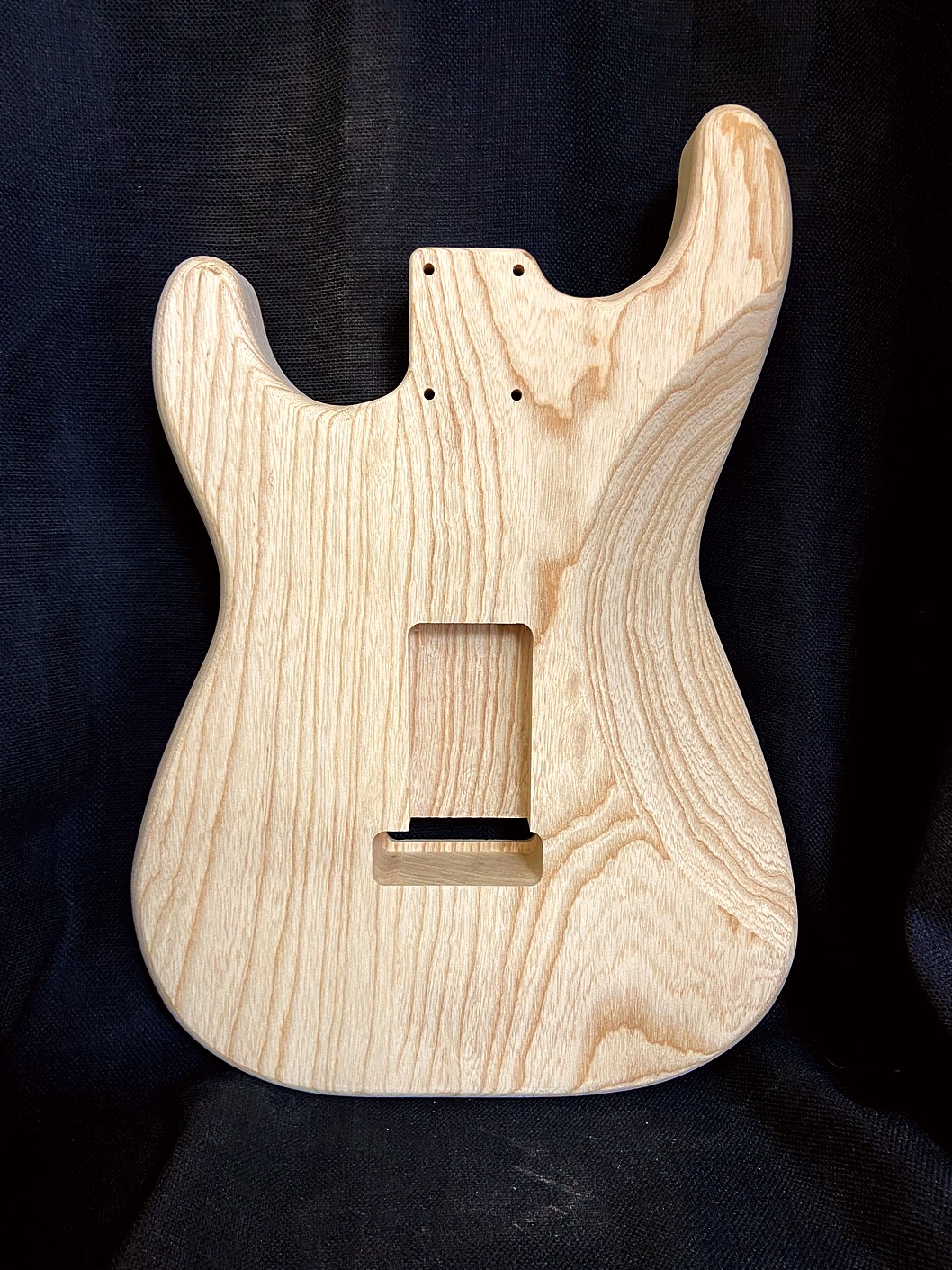 S-Style Body / 2 pc. Ultra Light Swamp Ash / 3 lbs. 10 oz. (#GIN-4100) - Image 2