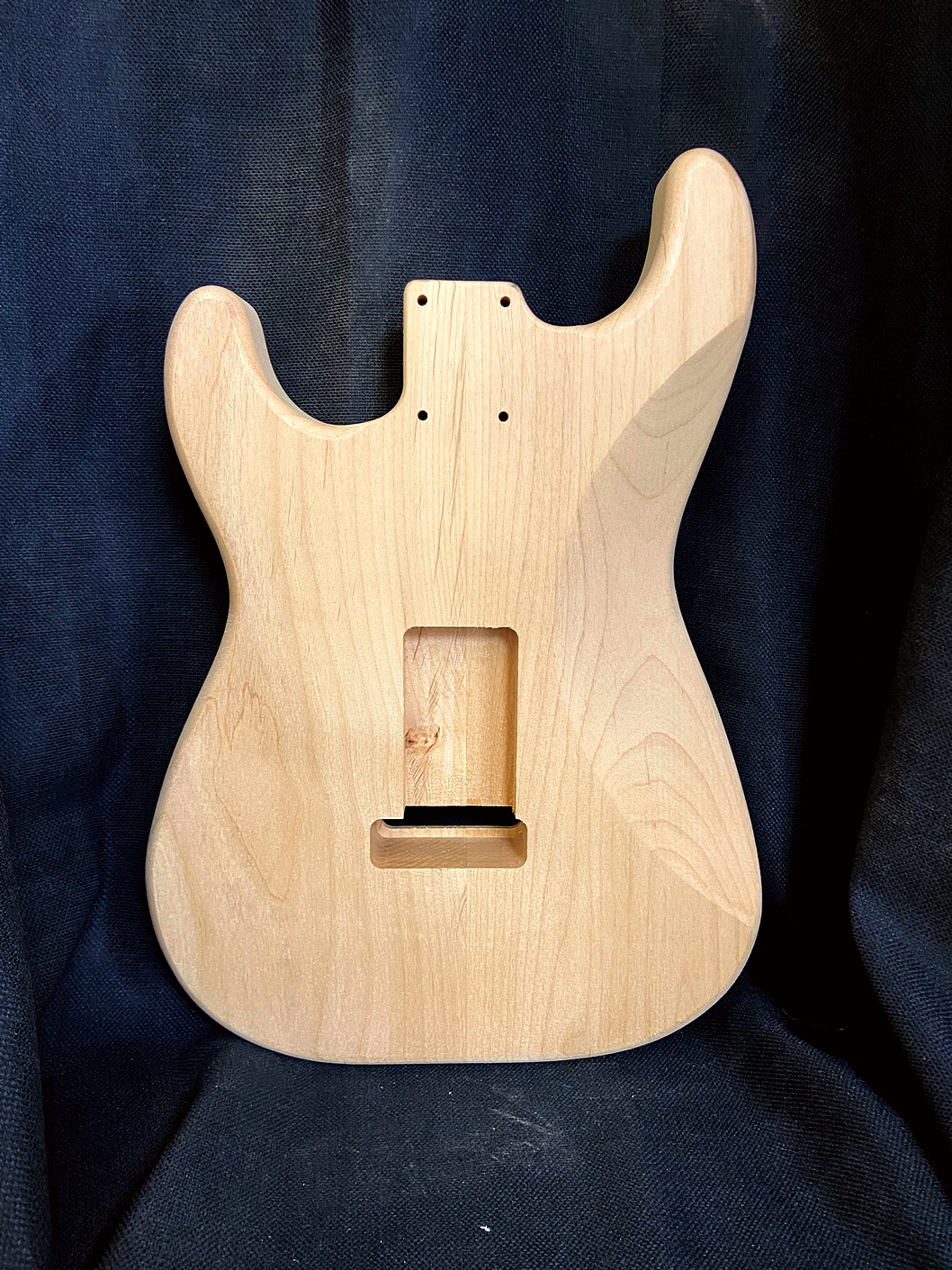 S-Style Body / 2 pc. Ultra Light Alder / 3 lbs. 13 oz. (#GIN-4104) - Image 2