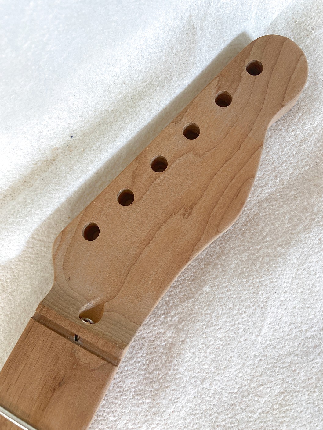T-Style Replacement Neck / 1 pc. Roasted Maple w/ Flame Maple Skunk Stripe / No Top Dots / Classic C (#GIN-4123) - Image 3