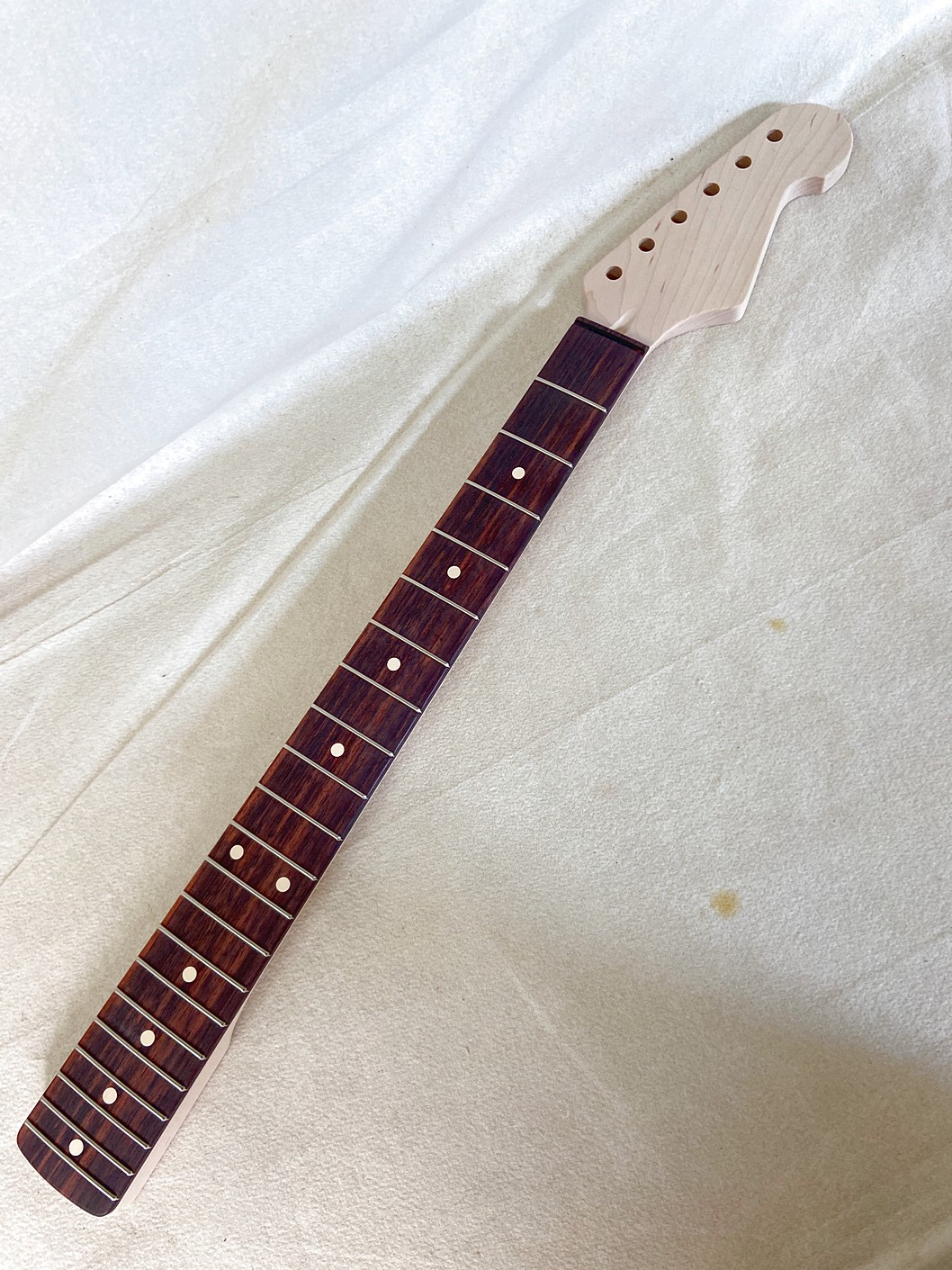 S-Style Replacement Neck / 2 pc. Maple & Indian Rosewood / Chunky C (#GIN-4140) - Image 2