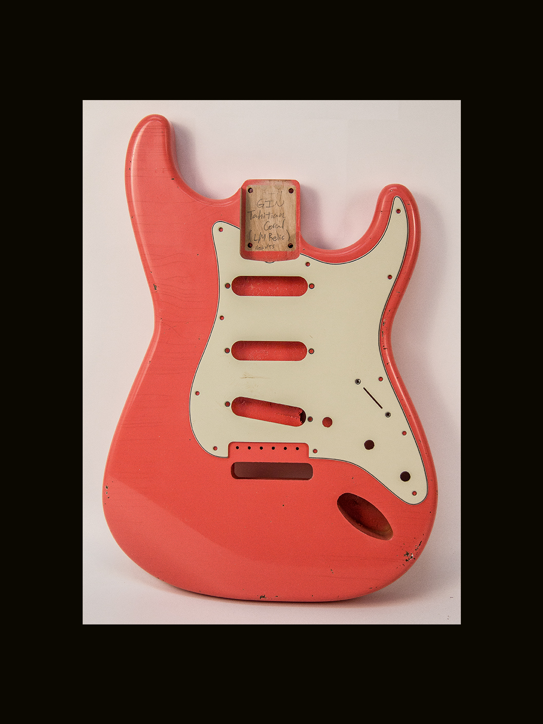 S-Style Body / Alder / 3 lbs. 14 oz. / Nitrocellulose 'Tahitian Coral'/ Med.-Light Relic (#GIN-4141)