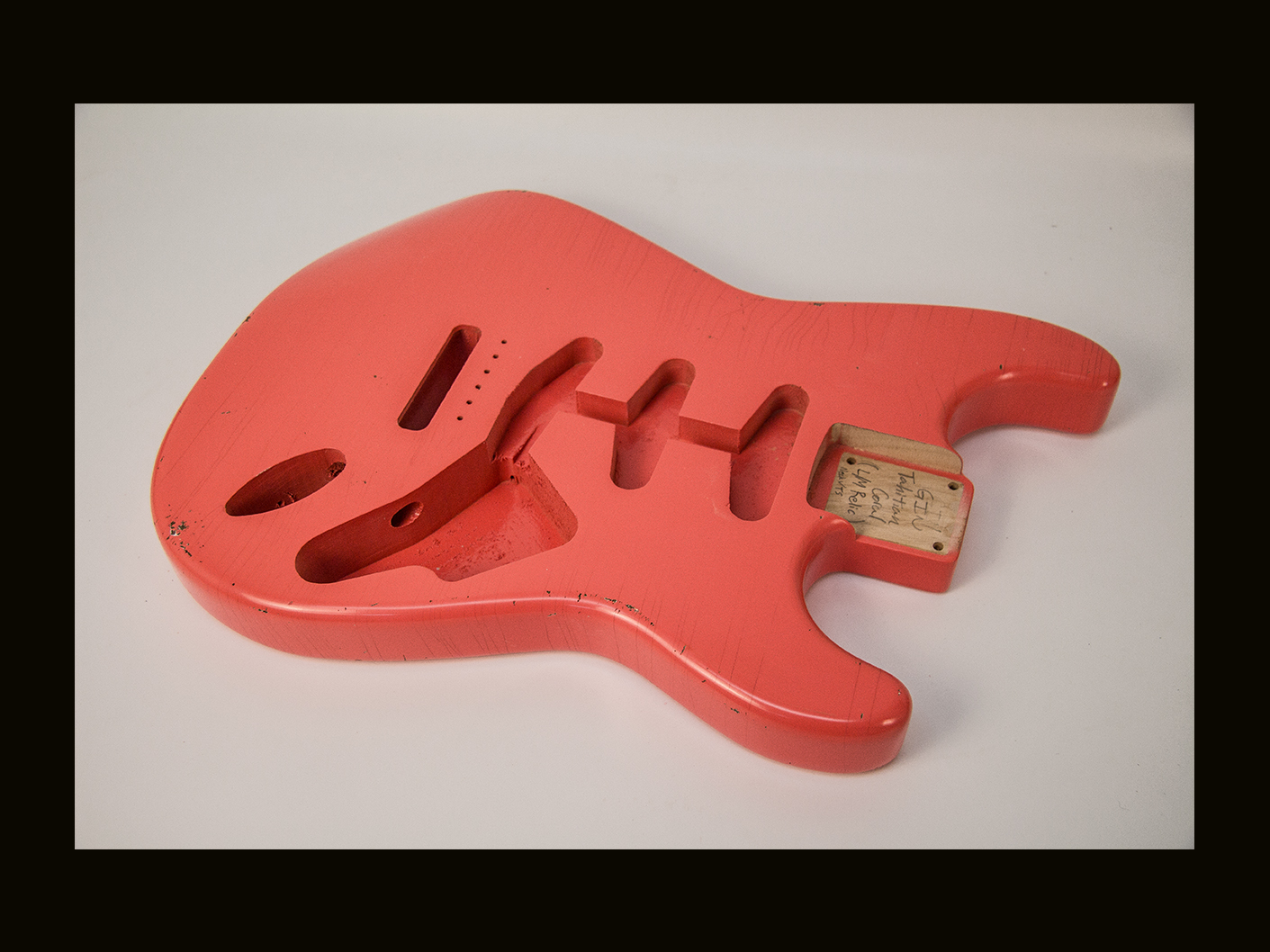 S-Style Body / Alder / 3 lbs. 14 oz. / Nitrocellulose 'Tahitian Coral'/ Med.-Light Relic (#GIN-4141) - Image 2