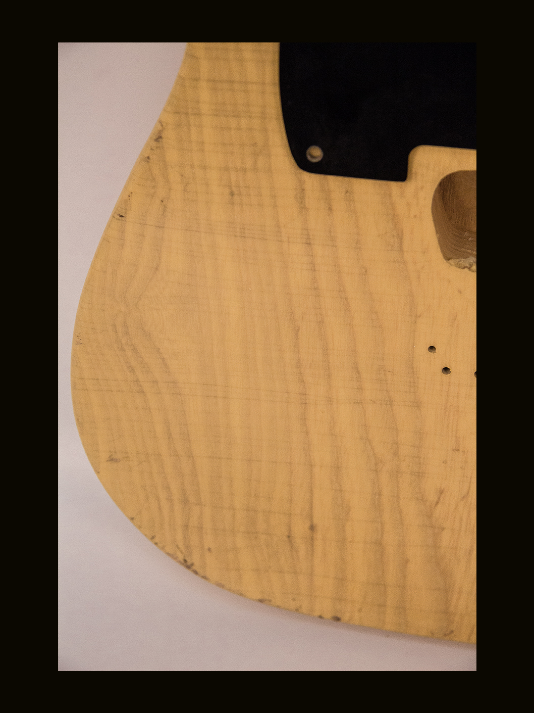T-Style Body / 1PC. Swamp Ash / 4 lbs. 6 oz. / Nitrocellulose 'Nocaster Blonde'/ Med. - Light Relic (#GIN-4146) - Image 3