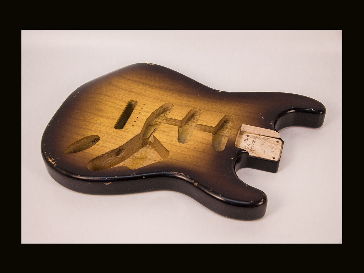S-Style Body / 1 PC. Ultra Light Swamp Ash / 3 lbs. 5 oz. / Nitrocellulose 'Chocolate Burst' / Med. Relic (#GIN-4147) - Image 2
