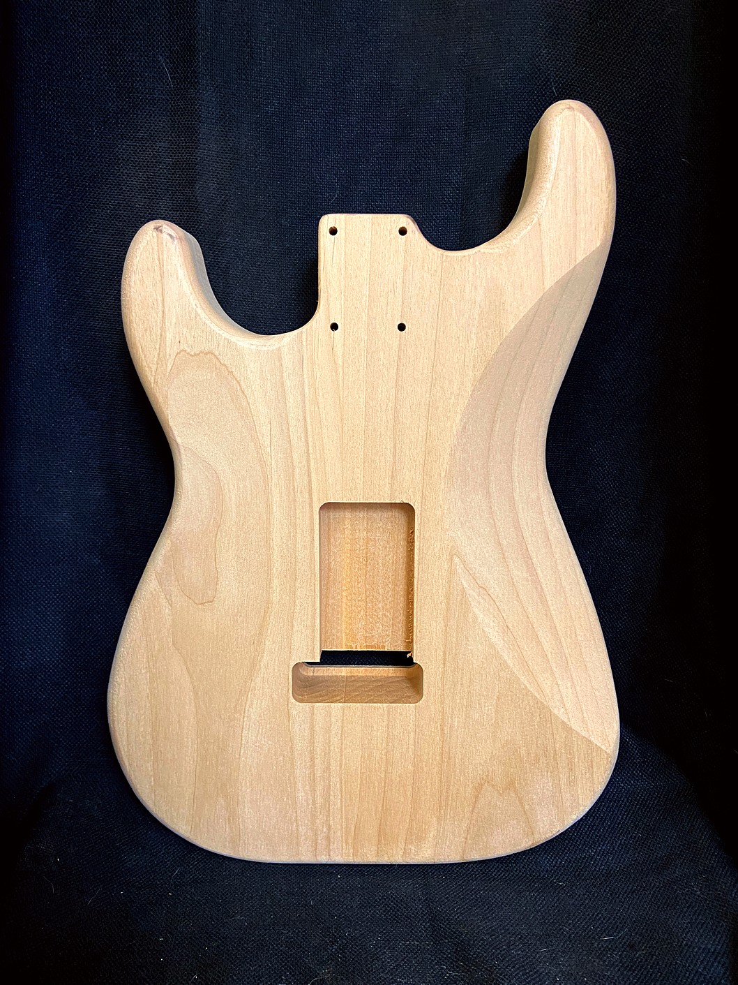 S-Style Body / Ultra Light Alder / 3 lbs. 13 oz. (#GIN-4167) - Image 2