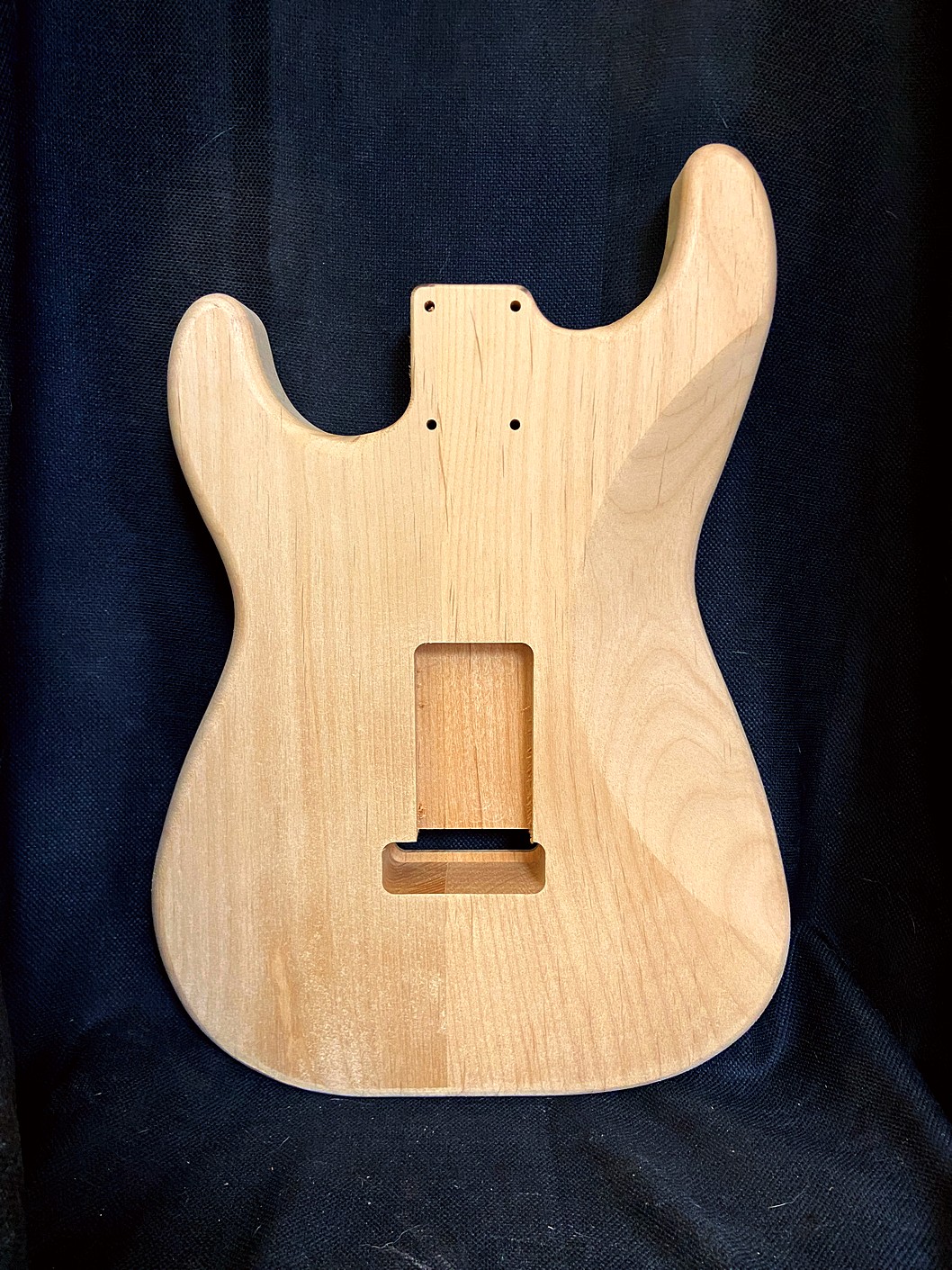 S-Style Body / 2 pc. Ultra Light Alder / 3 lbs. 15 oz. (#GIN-4169) - Image 3